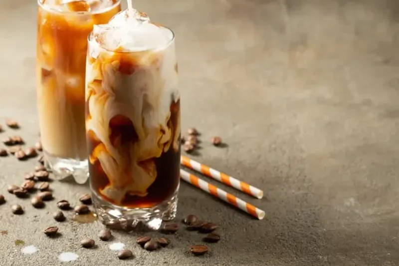 10 Resep Kopi Kekinian Enak dan Mudah Dibuat di Rumah | Sehat AQUA